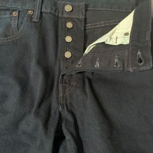 Levi’s 501s 32x32 dark blue
